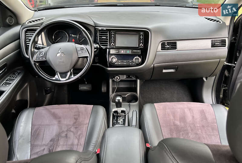 Внедорожник / Кроссовер Mitsubishi Outlander 2015 в Тернополе