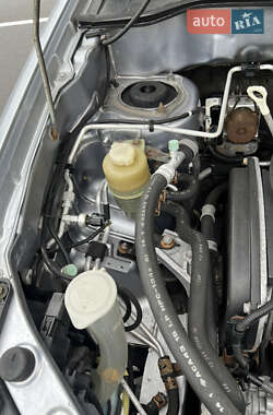 Внедорожник / Кроссовер Mitsubishi Outlander 2008 в 