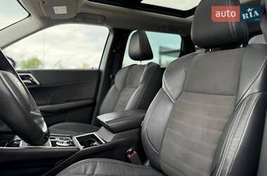 Позашляховик / Кросовер Mitsubishi Outlander 2022 в 