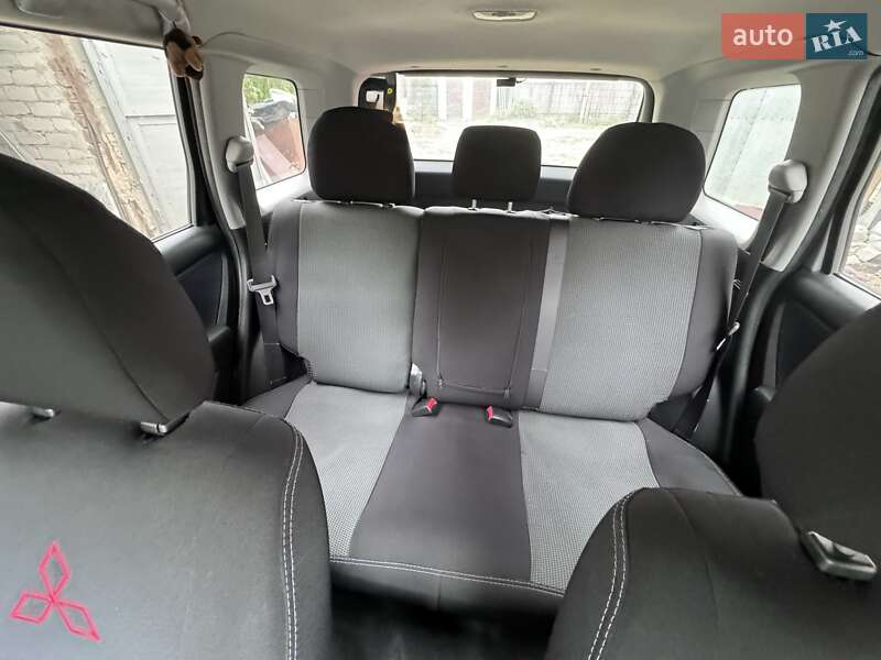 Внедорожник / Кроссовер Mitsubishi Outlander 2008 в Харькове фото 31 Внедорожник / Кроссовер Mitsubishi Outlander 2008 в Харькове