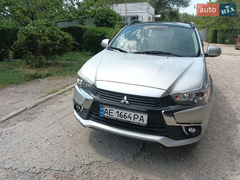 Mitsubishi Outlander 2015