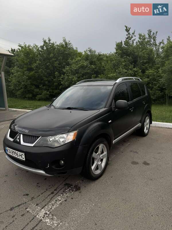 Позашляховик / Кросовер Mitsubishi Outlander 2008 в Харкові
