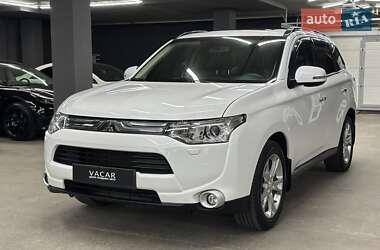 Позашляховик / Кросовер Mitsubishi Outlander 2013 в Харкові