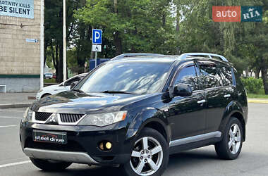 Внедорожник / Кроссовер Mitsubishi Outlander 2008 в Николаеве