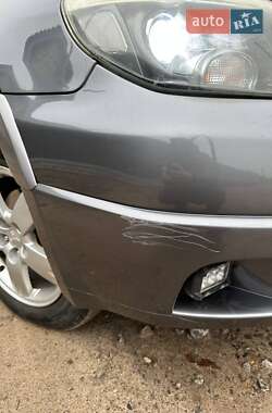 Внедорожник / Кроссовер Mitsubishi Outlander 2006 в 