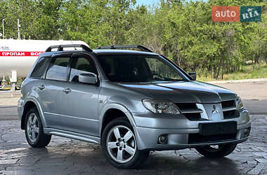 Внедорожник / Кроссовер Mitsubishi Outlander 2008 в 