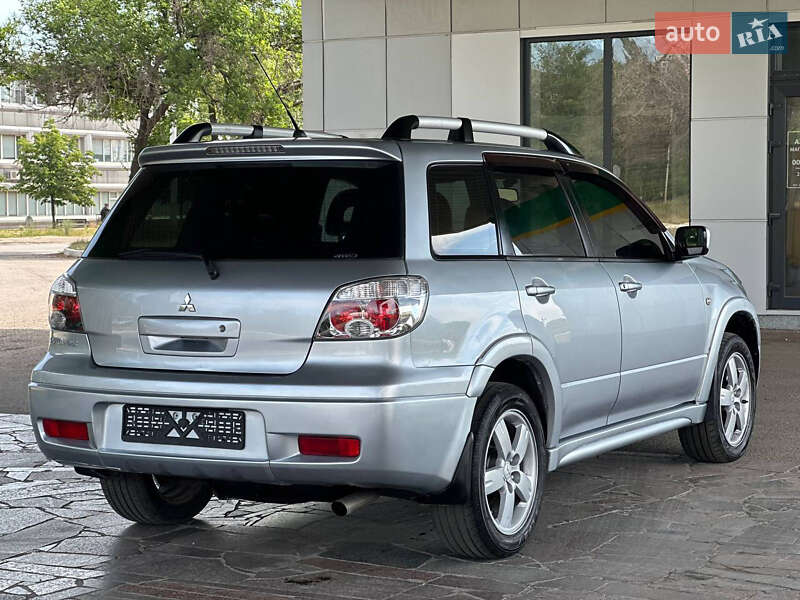 Внедорожник / Кроссовер Mitsubishi Outlander 2008 в Днепре