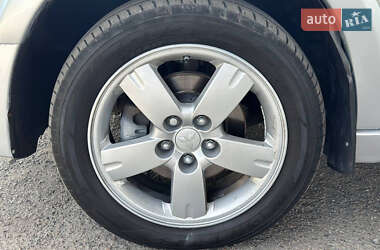 Внедорожник / Кроссовер Mitsubishi Outlander 2008 в 