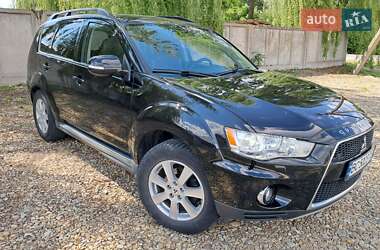 Позашляховик / Кросовер Mitsubishi Outlander 2010 в Дрогобичі