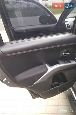 Позашляховик / Кросовер Mitsubishi Outlander 2010 в 