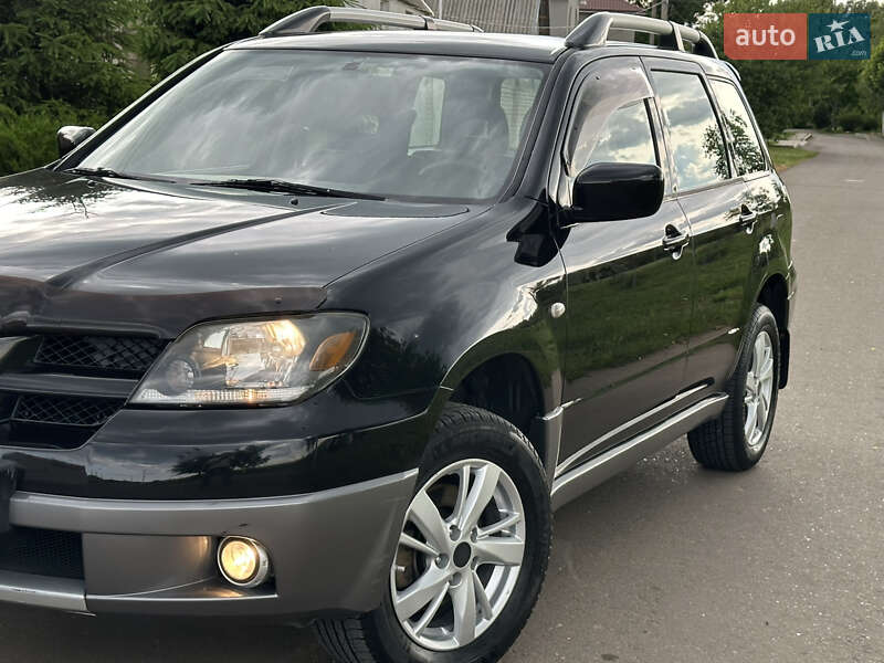 Внедорожник / Кроссовер Mitsubishi Outlander 2004 в Одессе