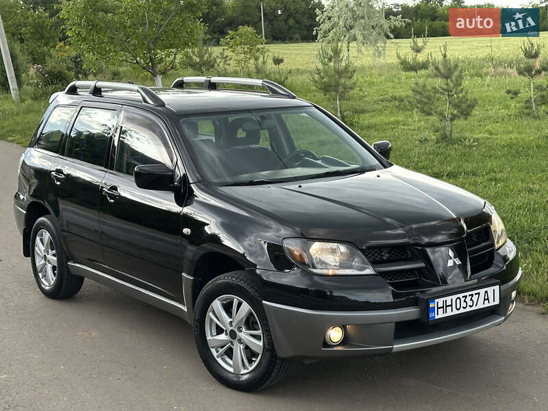 Внедорожник / Кроссовер Mitsubishi Outlander 2004 в Одессе