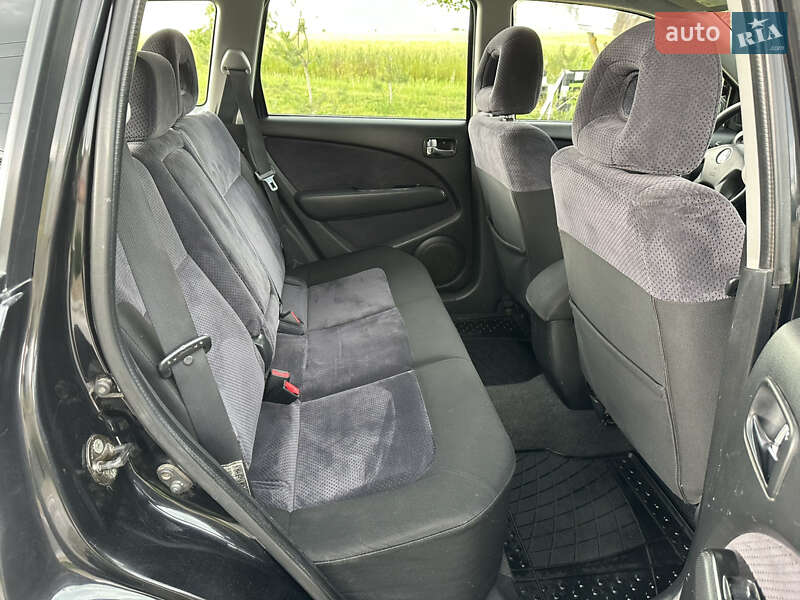 Внедорожник / Кроссовер Mitsubishi Outlander 2004 в Одессе