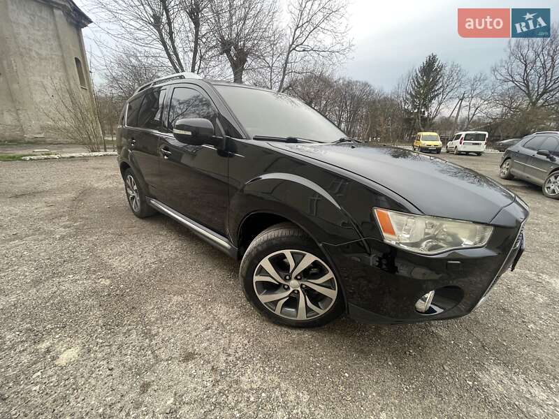 Внедорожник / Кроссовер Mitsubishi Outlander 2010 в Ивано-Франковске