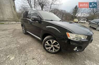 Внедорожник / Кроссовер Mitsubishi Outlander 2010 в 