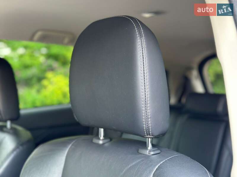 Внедорожник / Кроссовер Mitsubishi Outlander 2019 в Броварах