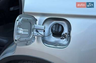 Внедорожник / Кроссовер Mitsubishi Outlander 2019 в 