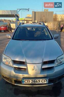 Внедорожник / Кроссовер Mitsubishi Outlander 2003 в Чернигове