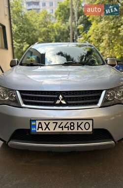 Позашляховик / Кросовер Mitsubishi Outlander 2008 в Харкові