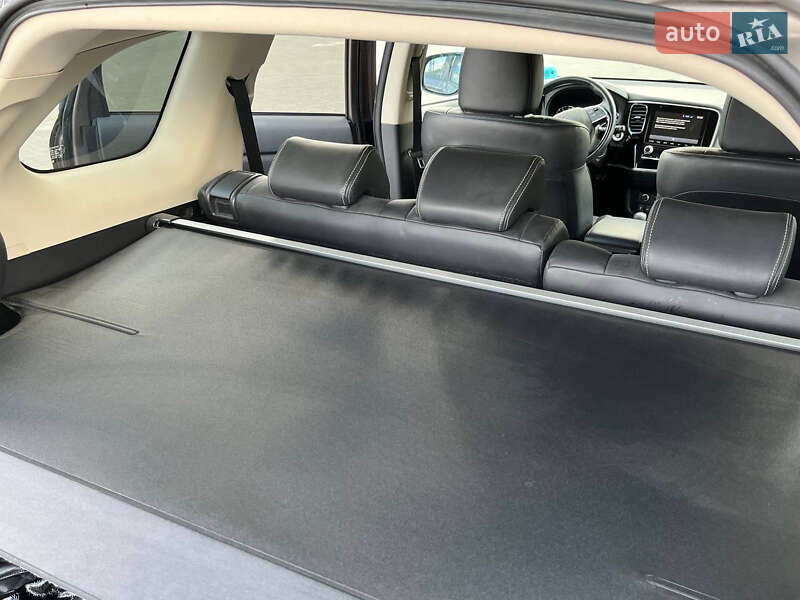 Позашляховик / Кросовер Mitsubishi Outlander 2020 в Черкасах