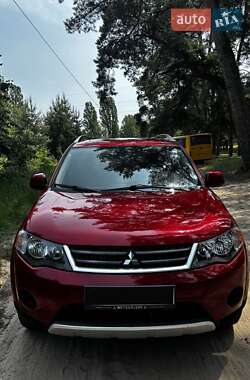 Позашляховик / Кросовер Mitsubishi Outlander 2009 в Запоріжжі