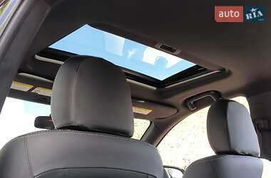 Позашляховик / Кросовер Mitsubishi Outlander 2018 в 
