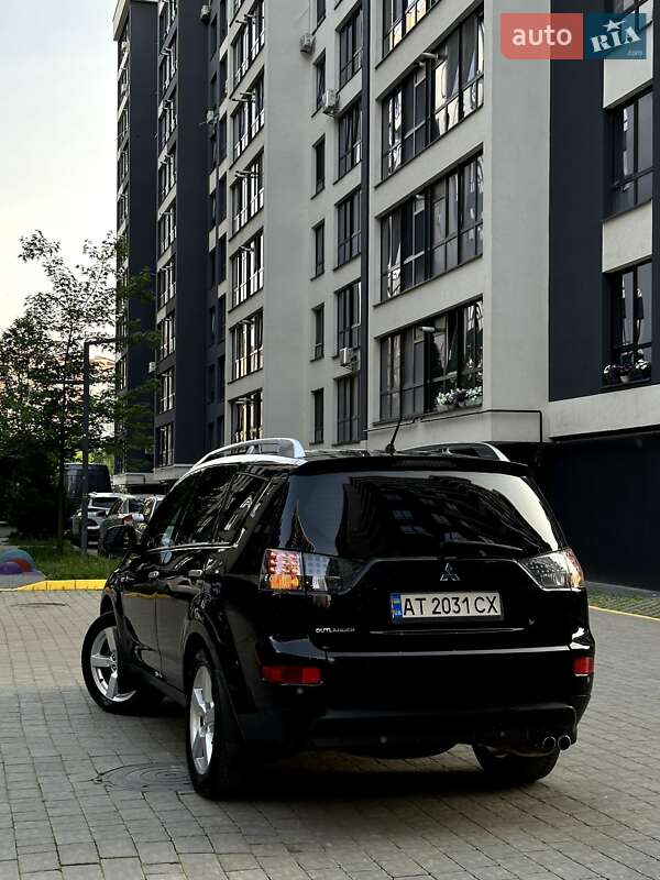 Позашляховик / Кросовер Mitsubishi Outlander 2008 в Івано-Франківську