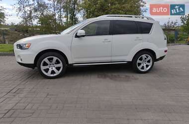 Внедорожник / Кроссовер Mitsubishi Outlander 2009 в 