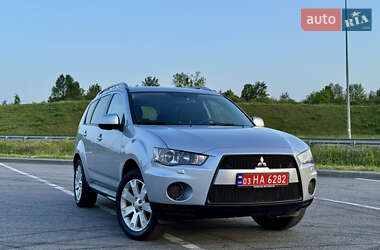 Внедорожник / Кроссовер Mitsubishi Outlander 2010 в Полтаве
