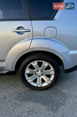 Внедорожник / Кроссовер Mitsubishi Outlander 2010 в 