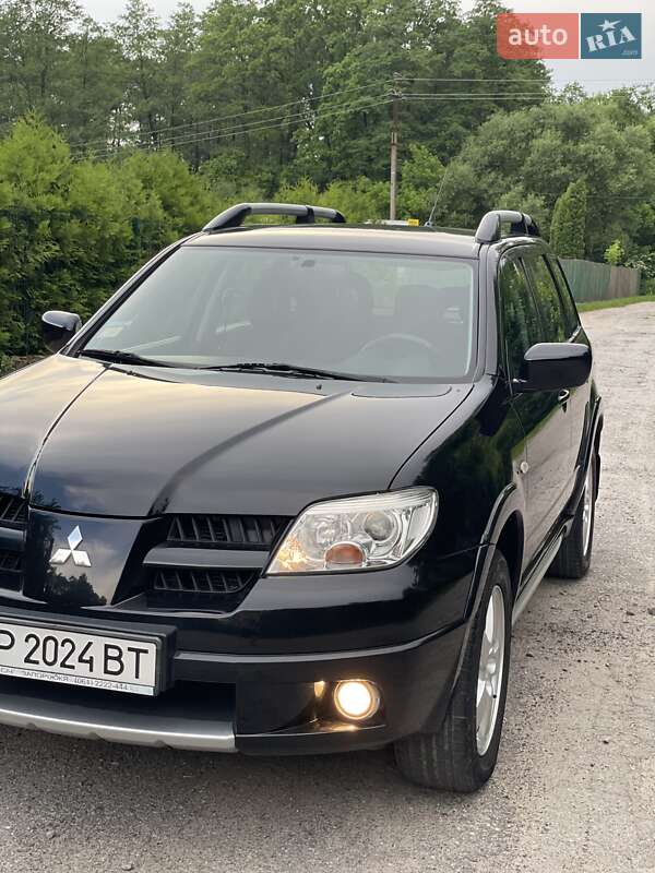 Позашляховик / Кросовер Mitsubishi Outlander 2009 в Вінниці