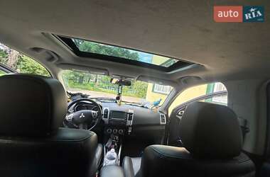 Позашляховик / Кросовер Mitsubishi Outlander 2008 в 