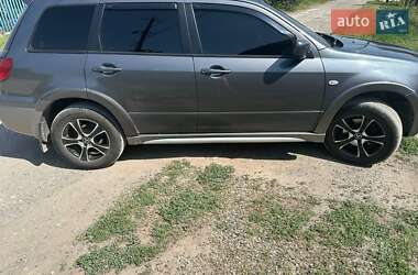 Позашляховик / Кросовер Mitsubishi Outlander 2006 в 