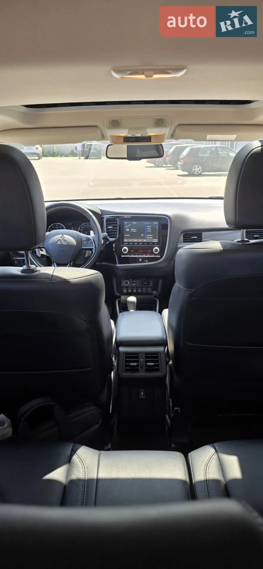 2020 Mitsubishi Outlander - мініатюра 2