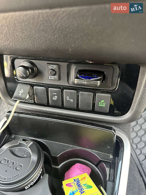 Внедорожник / Кроссовер Mitsubishi Outlander 2020 в Белой Церкви