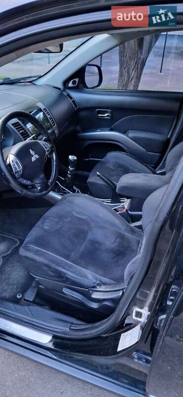 Внедорожник / Кроссовер Mitsubishi Outlander 2007 в Львове