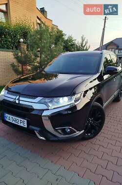 Позашляховик / Кросовер Mitsubishi Outlander 2018 в Білій Церкві