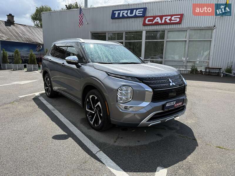 Mitsubishi Outlander 2022