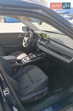 Позашляховик / Кросовер Mitsubishi Outlander 2021 в 