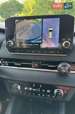 Внедорожник / Кроссовер Mitsubishi Outlander 2022 в Ужгороде