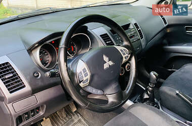 Внедорожник / Кроссовер Mitsubishi Outlander 2007 в 