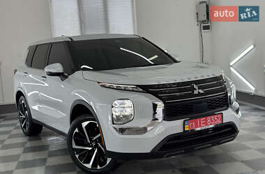 Внедорожник / Кроссовер Mitsubishi Outlander 2022 в Трускавце