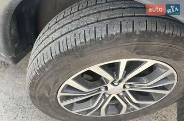 Позашляховик / Кросовер Mitsubishi Outlander 2017 в Тернополі