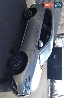 Позашляховик / Кросовер Mitsubishi Outlander 2020 в Дніпрі