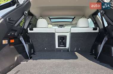 Позашляховик / Кросовер Mitsubishi Outlander 2023 в 
