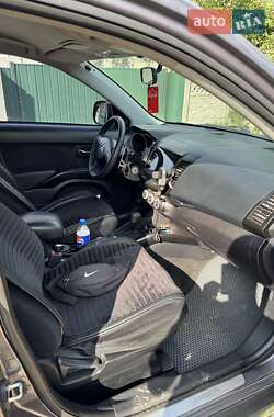 Внедорожник / Кроссовер Mitsubishi Outlander 2007 в Кременчуге
