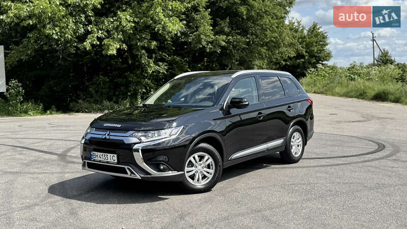 Mitsubishi Outlander 2018