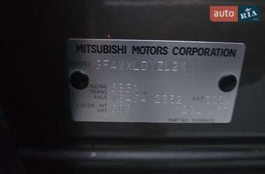 Внедорожник / Кроссовер Mitsubishi Outlander 2015 в 