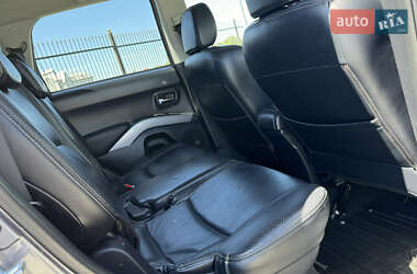 Внедорожник / Кроссовер Mitsubishi Outlander 2008 в 