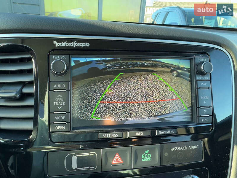 Позашляховик / Кросовер Mitsubishi Outlander 2014 в Стрию